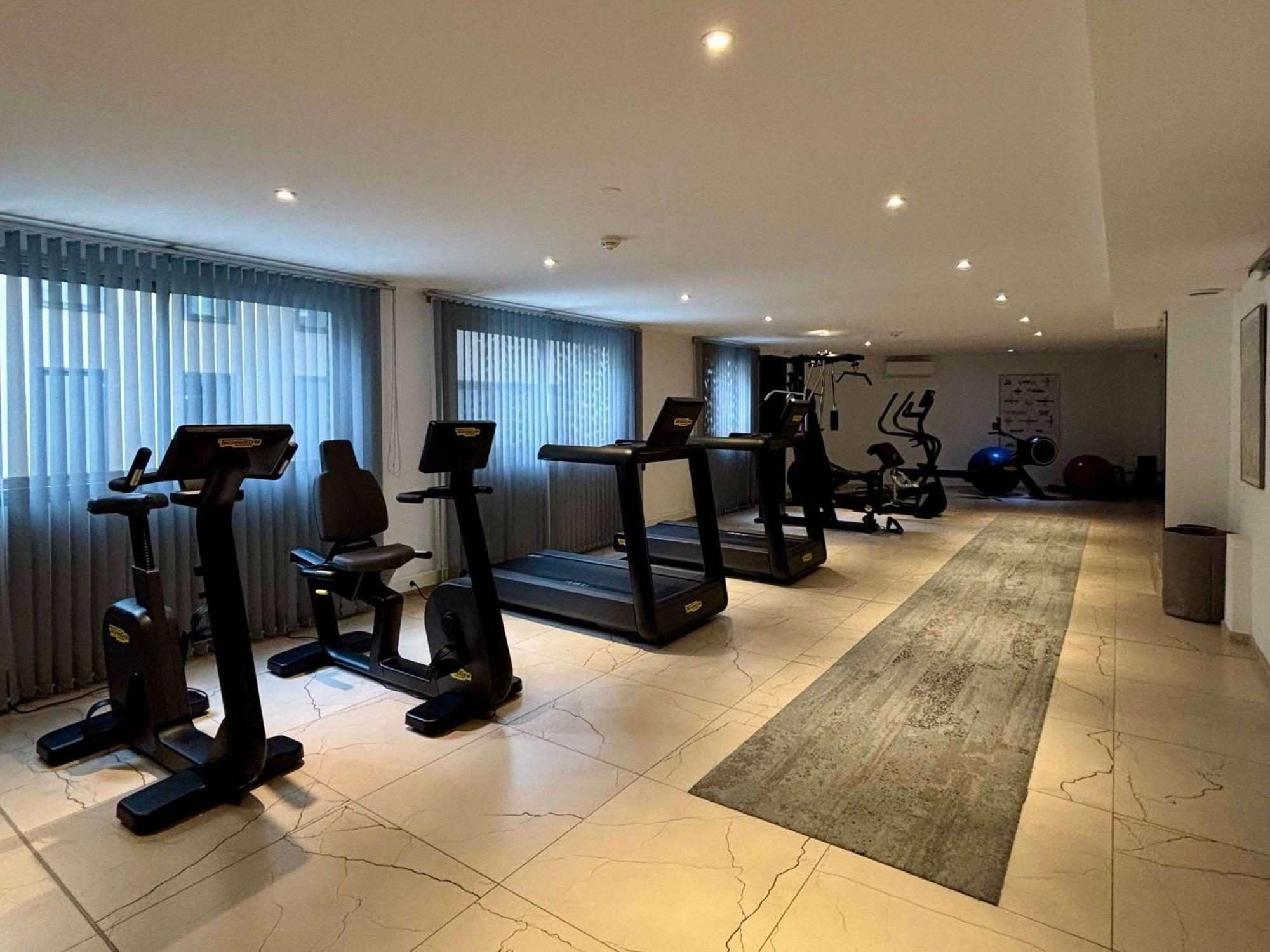 Mercure 4*